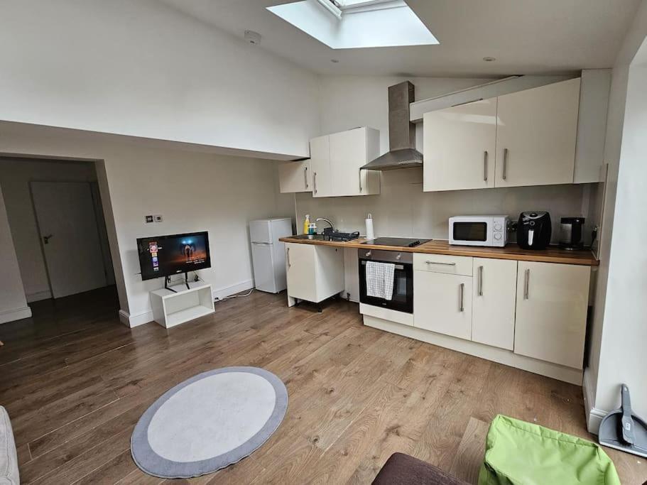 Beautiful Garden Flat Near Central ロンドン エクステリア 写真